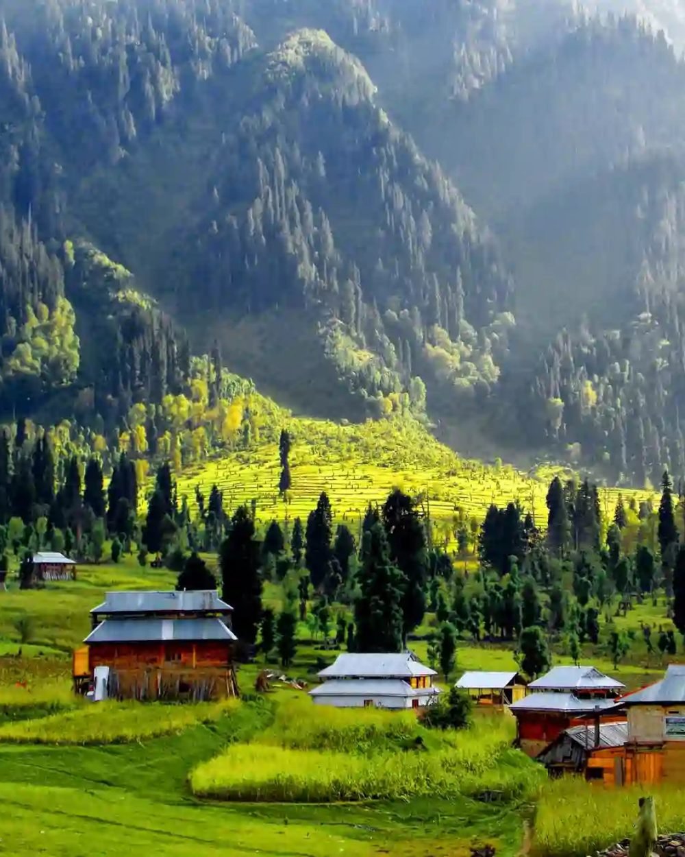 Northern Pakistan scenery — Darwesh Travels tour 15
